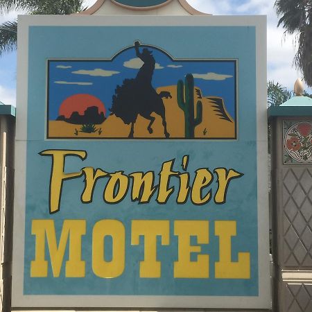 Frontier Motel Anaheim Bagian luar foto